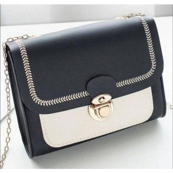 Super soft and sexy purse exactly as pictured - Picture 1 of 4